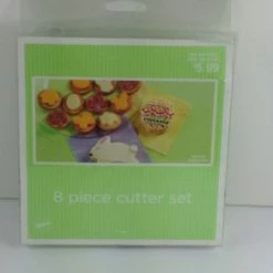 Bargainwizz Wilton Spring 8 Piece Cookie Cutter Set